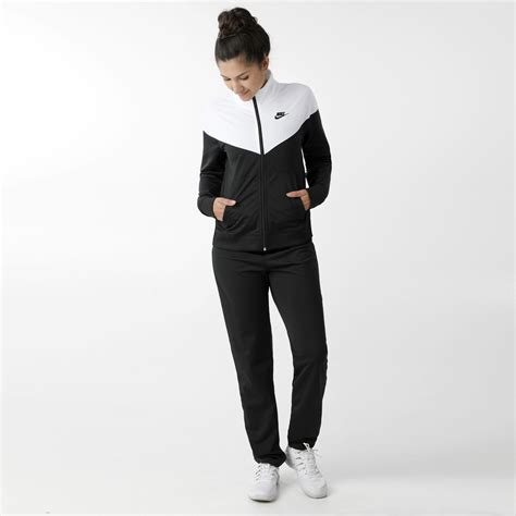 nike sportswear trainingsanzug damen schwarz weiß|Nike joggingsanzüge damen.